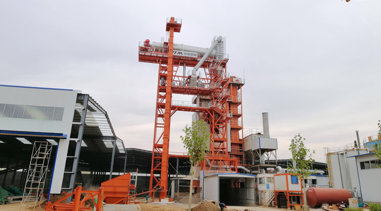 铁拓机械沥青厂拌热再生设备市场表现抢眼 